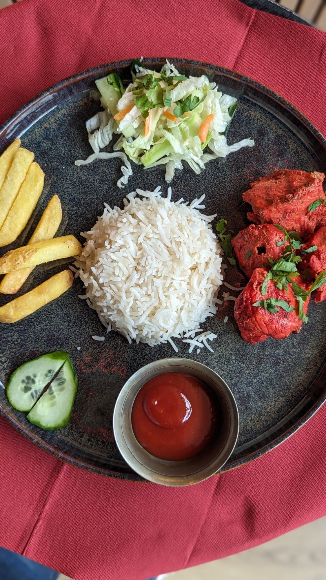 Menu Enfant — poulet tikka, riz basmati et glace
